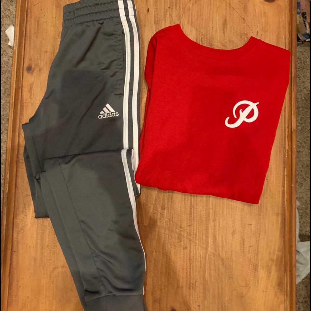 NWOT Adidas joggers